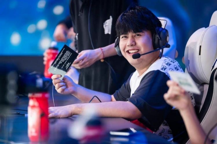 被提拔至国 被提拔至国