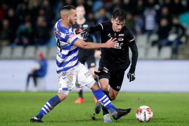 证明了他为 证明了他为